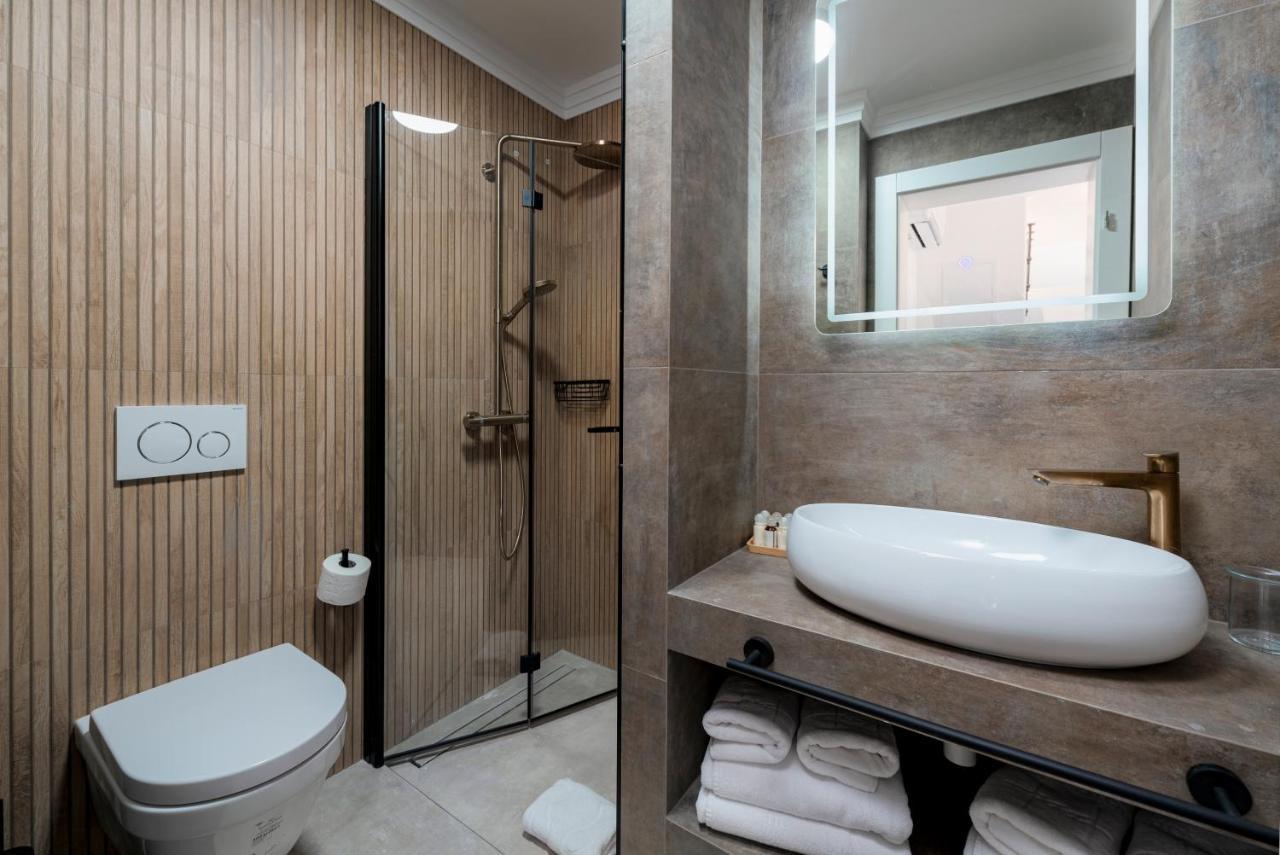 ホテル Casa Laurea ザトン エクステリア 写真